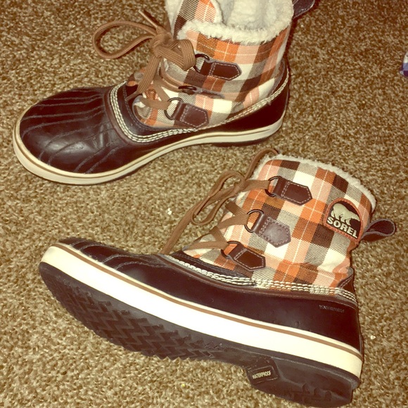 Sorel Shoes - Sorel snow/rain boots